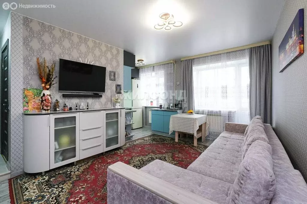 3-комнатная квартира: Новосибирск, Владимировская улица, 7 (56.7 м) - Фото 1