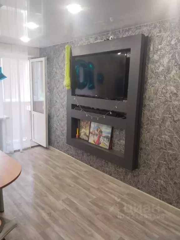 4-к кв. Волгоградская область, Волгоград ул. Панферова, 10 (74.2 м) - Фото 1