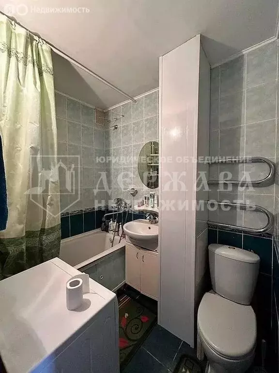 3-комнатная квартира: Топки, Топкинская улица, 23 (61 м) - Фото 1