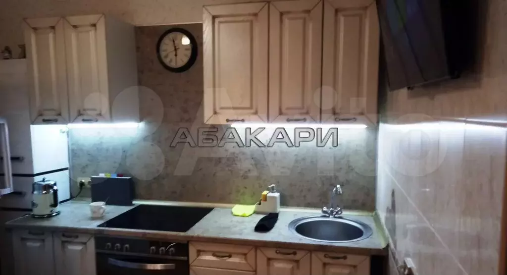 1-к. квартира, 42 м, 7/9 эт. - Фото 0