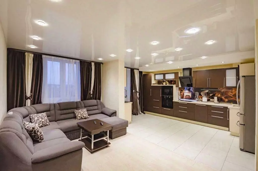 3-к кв. Свердловская область, Екатеринбург ул. Ракетная, 18 (71.0 м) - Фото 1