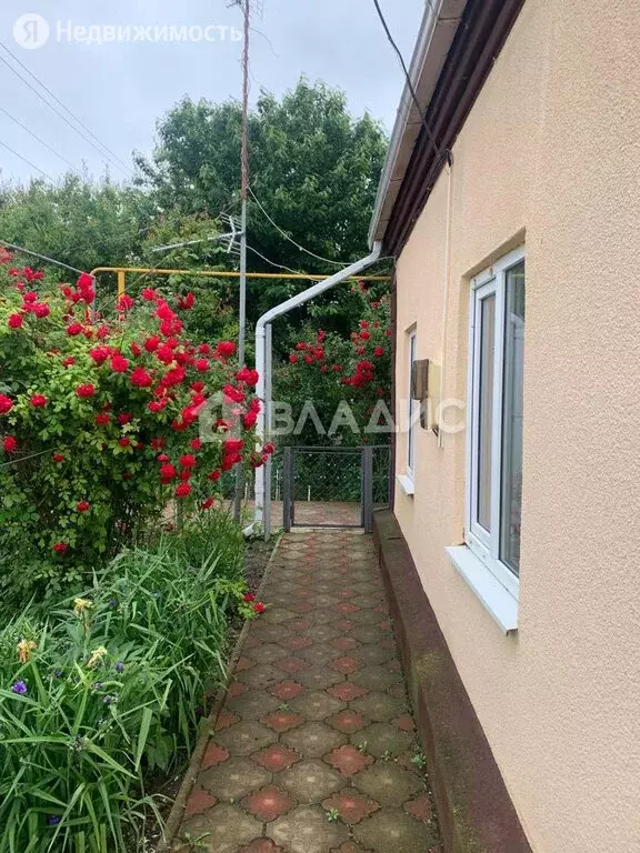 Дом в станица Бриньковская, Октябрьская улица, 6 (77 м) - Фото 1