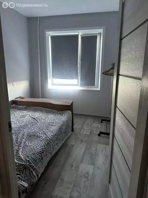 4-комнатная квартира: Валуйки, улица Калинина, 37Б (75.4 м) - Фото 1