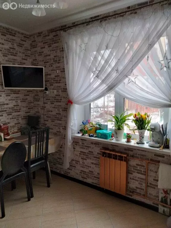 3-комнатная квартира: посёлок городского типа ВНИИССОК, Рябиновая ... - Фото 2