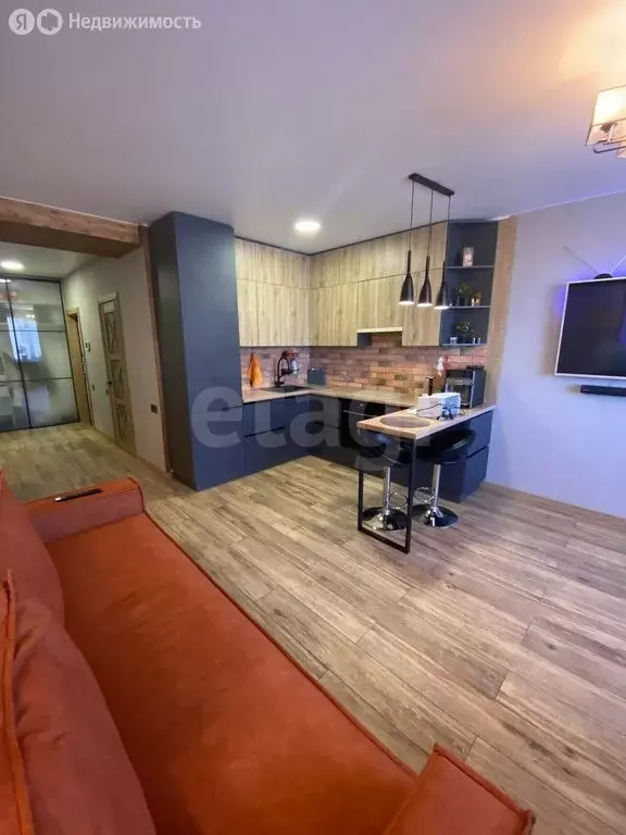 1-комнатная квартира: Котлас, улица Невского, 20 (54 м) - Фото 1