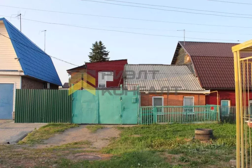 Дом в Омская область, Омск Клубный пер., 2 (90 м) - Фото 1
