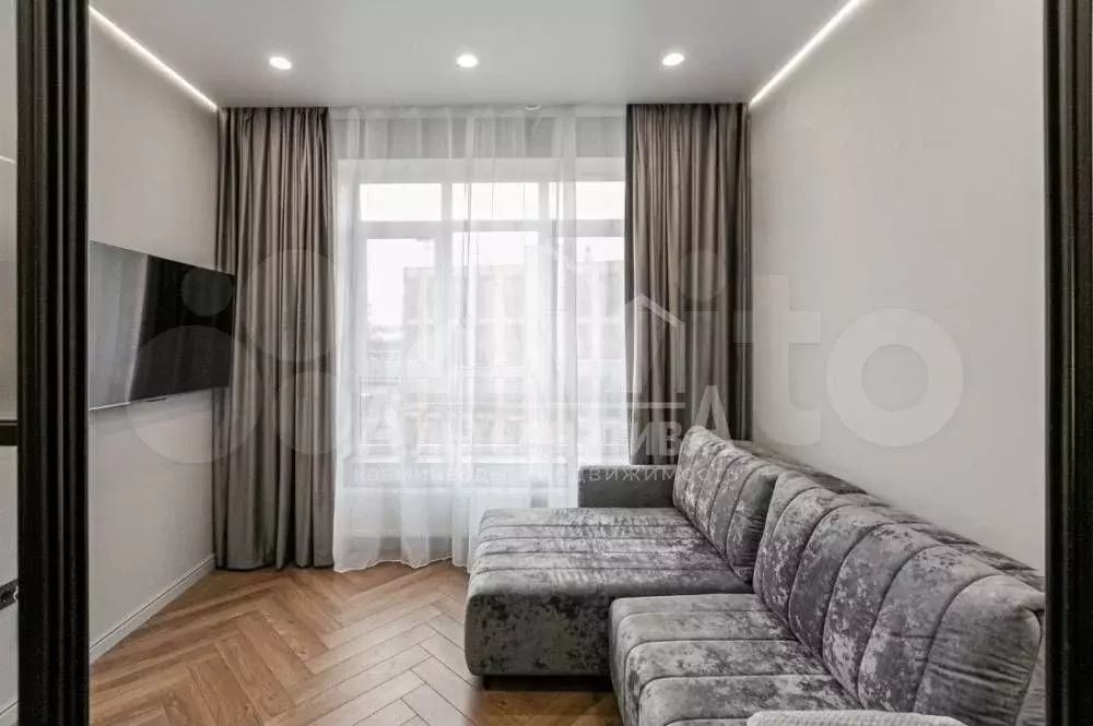 1-к. квартира, 37 м, 6/9 эт. - Фото 1