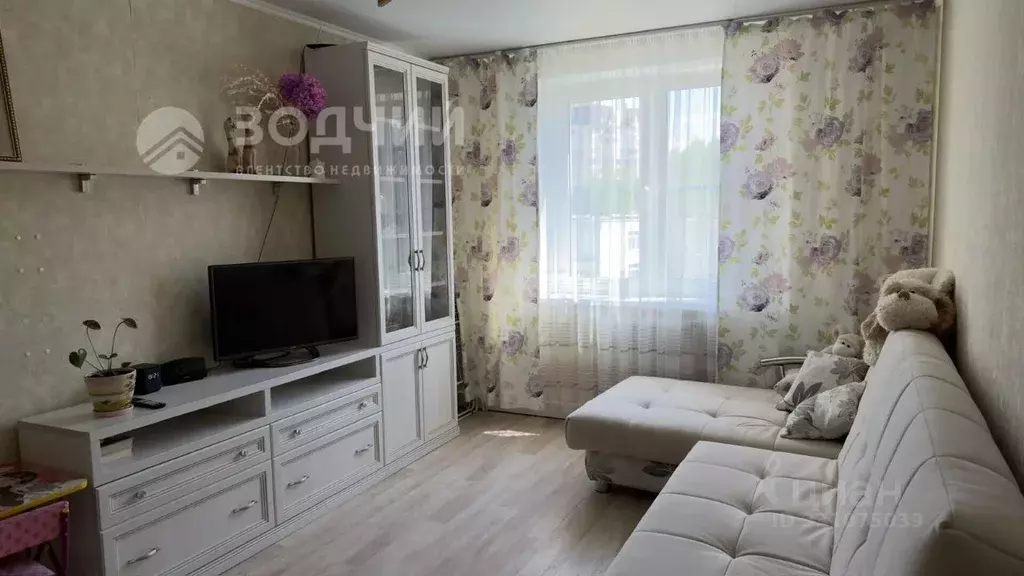 1-к кв. Чувашия, Чебоксары ул. Николая Рождественского, 8 (32.9 м) - Фото 1