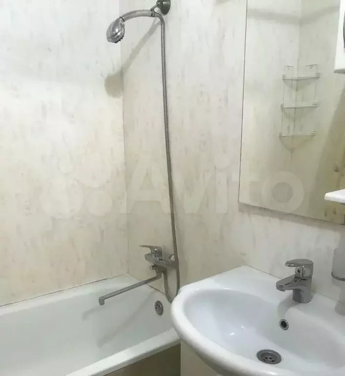 1-к. квартира, 41 м, 2/18 эт. - Фото 1