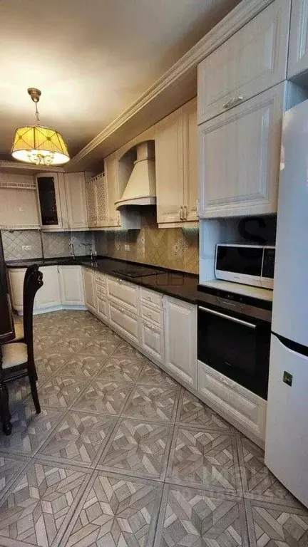 3-к кв. Свердловская область, Екатеринбург ул. Индустрии, 104 (85.9 м) - Фото 2