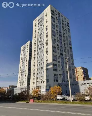 3-комнатная квартира: Тюмень, улица Газовиков, 35 (58 м) - Фото 1