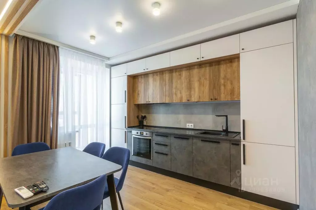 3-к кв. Омская область, Омск ул. 3-я Северная, 123 (60.0 м) - Фото 1