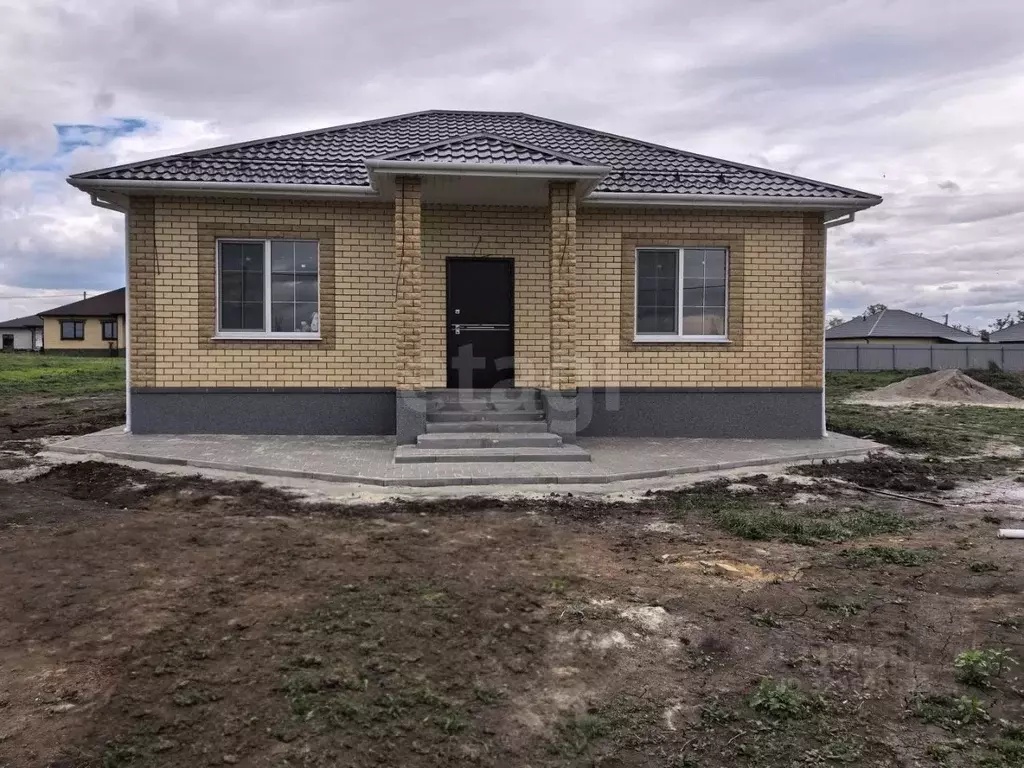 Дом в Белгородская область, Белгородский район, с. Стрелецкое ул. ... - Фото 1