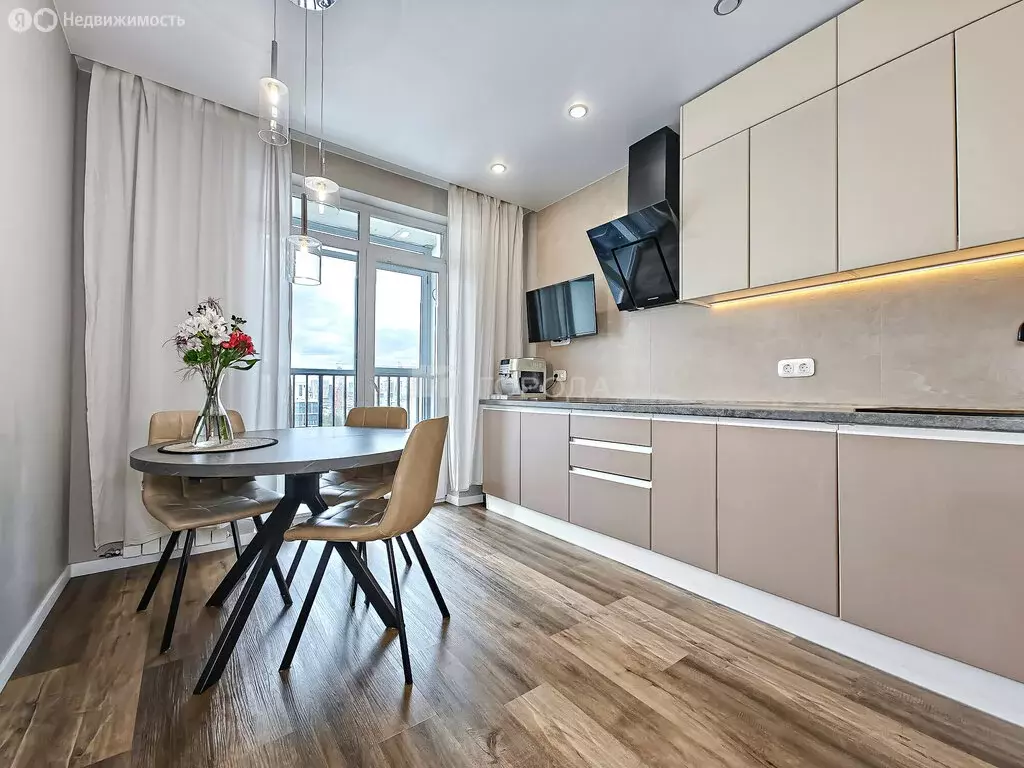 2-комнатная квартира: Новосибирск, Обская улица, 46 (60 м) - Фото 1