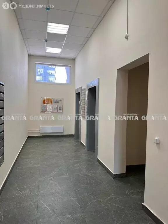 1-комнатная квартира: Красноярск, улица Петра Подзолкова, 22 (37 м) - Фото 1