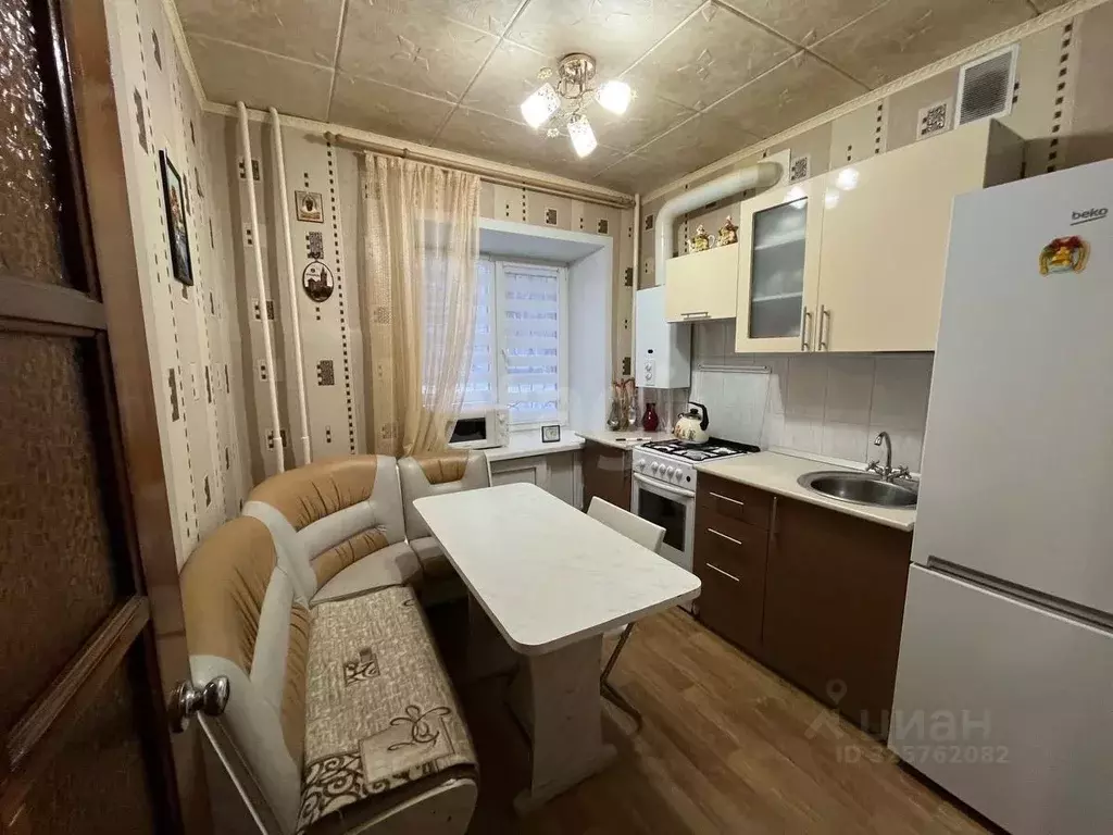 2-к кв. Коми, Ухта просп. Космонавтов, 34 (41.8 м) - Фото 1