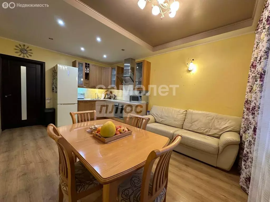 2-комнатная квартира: Наро-Фоминск, улица Войкова, 1 (87.8 м) - Фото 2