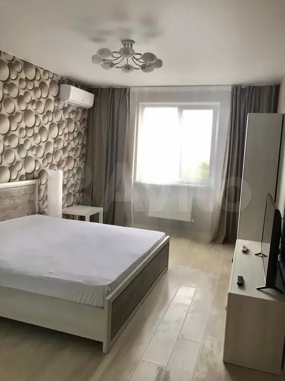 1-к. квартира, 42 м, 3/10 эт. - Фото 1