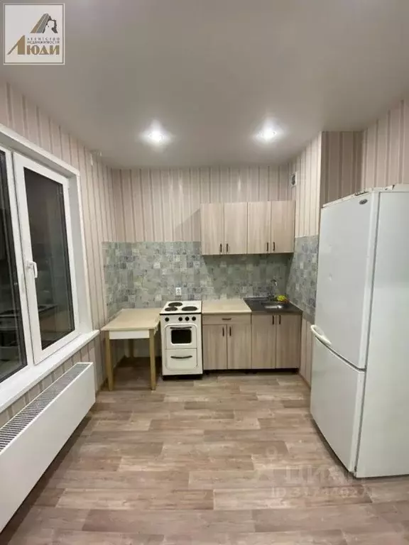 2-к кв. Новосибирская область, Новосибирск Республиканская ул., 17 ... - Фото 0