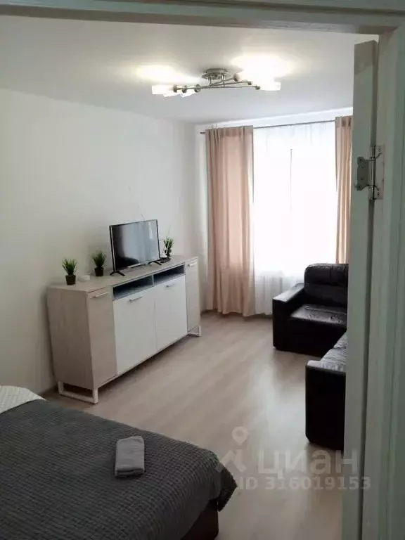 1-к кв. Удмуртия, Ижевск ул. 40 лет Победы, 107 (37.0 м) - Фото 1