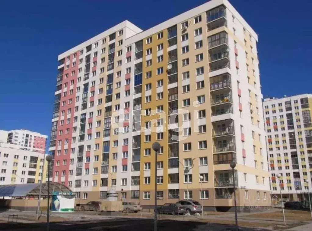 3-к кв. Свердловская область, Екатеринбург ул. Краснолесья, 99 (77.3 ... - Фото 1