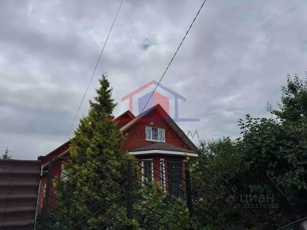 Дом в Белгородская область, Старый Оскол пер. 2-й Ореховый, 3 (180 м) - Фото 0