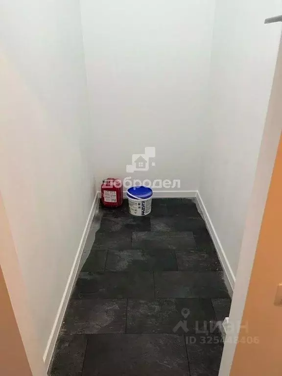 Студия Свердловская область, Екатеринбург ул. Блюхера, 93 (32.2 м) - Фото 2