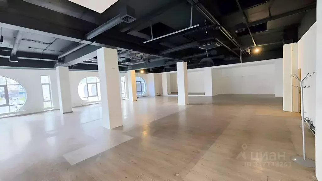 Помещение свободного назначения в Московская область, Красногорск ул. ... - Фото 1