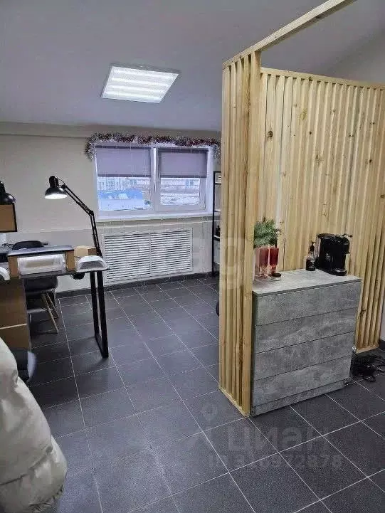 Офис в Тюменская область, Тюмень ул. 50 лет Октября, 120 (17 м) - Фото 0