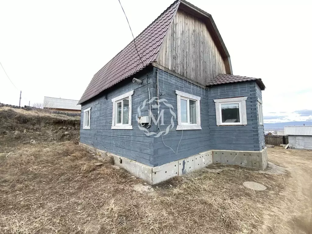 Дом в село Нижний Саянтуй, ДНТ Багульник, 1-й квартал (76 м) - Фото 1