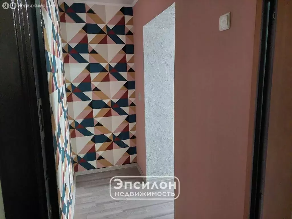 1к в -комнатной квартире ( м) - Фото 0