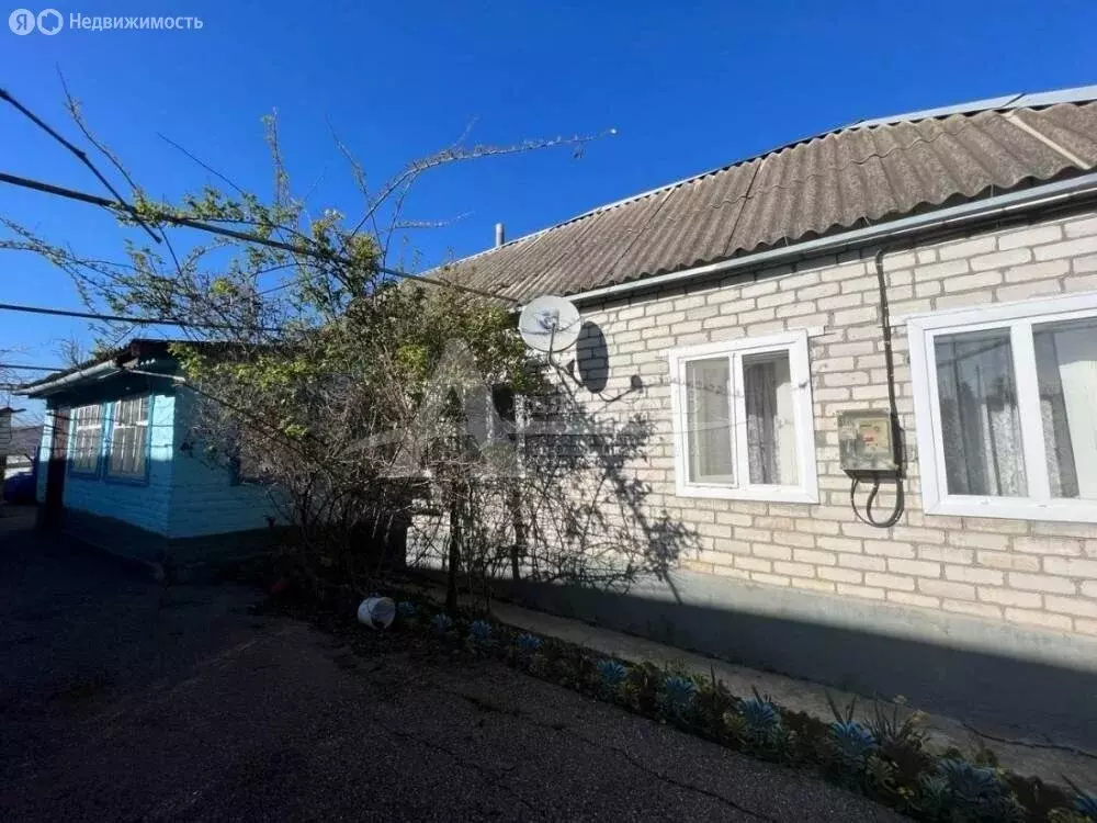Дом в Зеленокумск, улица Крайнева (80 м) - Фото 1