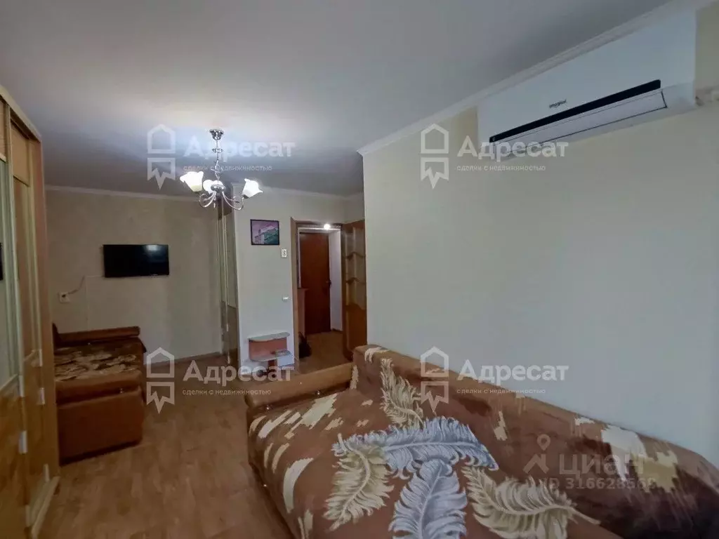1-к кв. Волгоградская область, Волгоград ул. Кирова, 126 (32.0 м) - Фото 1