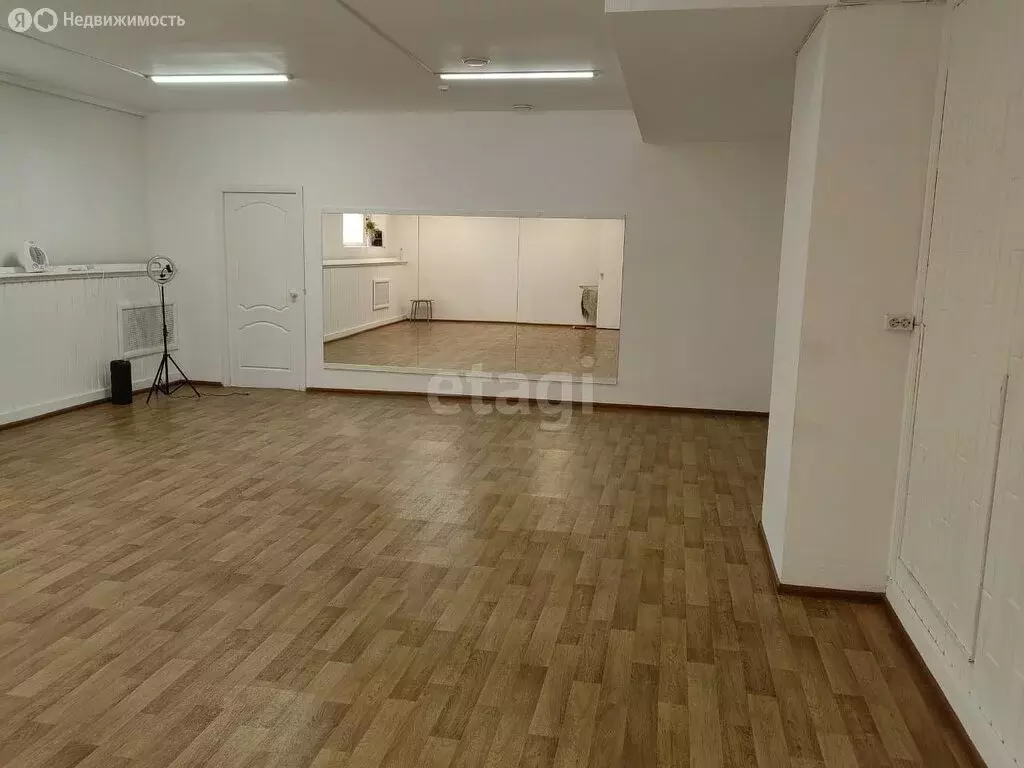 Помещение свободного назначения (218.8 м) - Фото 1
