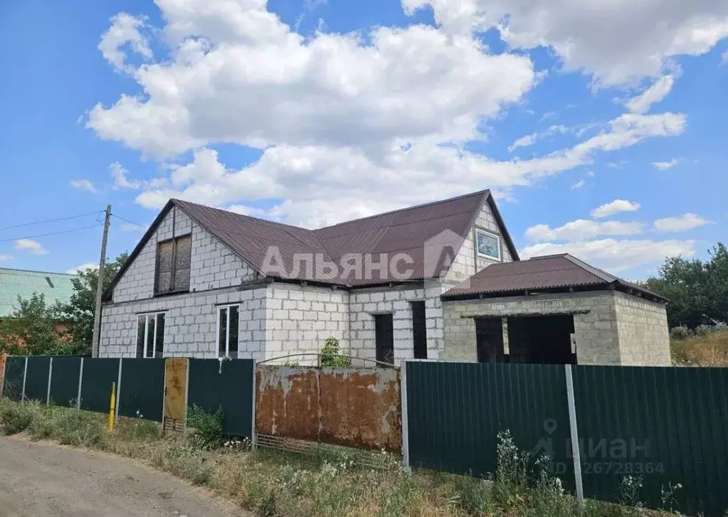 Дом в Ростовская область, Донецк Липецкая ул. (163 м) - Фото 1