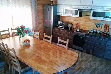 Дом в Кемеровская область, Таштагольский район, Шерегешское городское ... - Фото 1