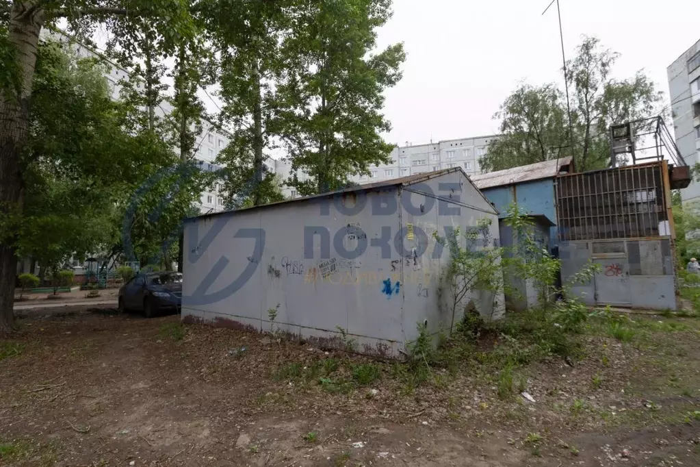 Гараж в Омская область, Омск Сибирский просп., 14 (18 м) - Фото 1