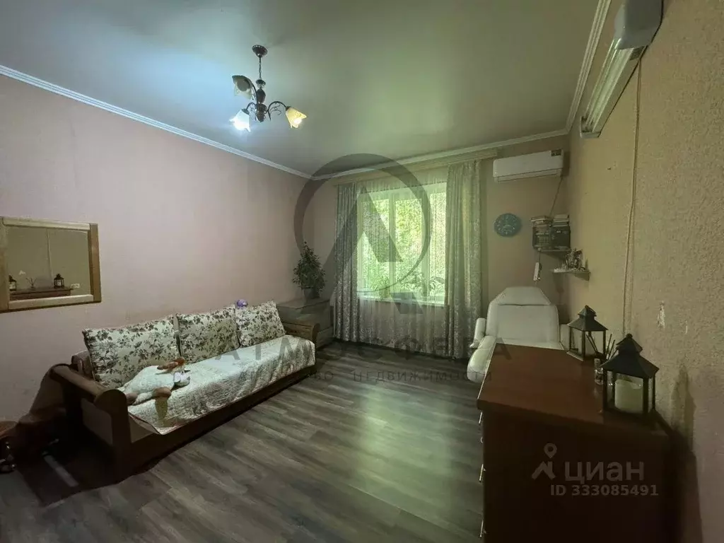 1-к кв. Краснодарский край, Туапсе ул. Максима Горького, 16 (75.6 м) - Фото 1