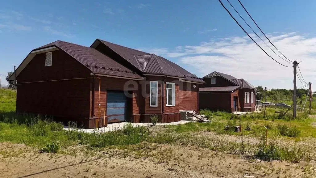 Дом в Алтайский край, Бийск городской округ, пос. Нагорный ул. ... - Фото 1