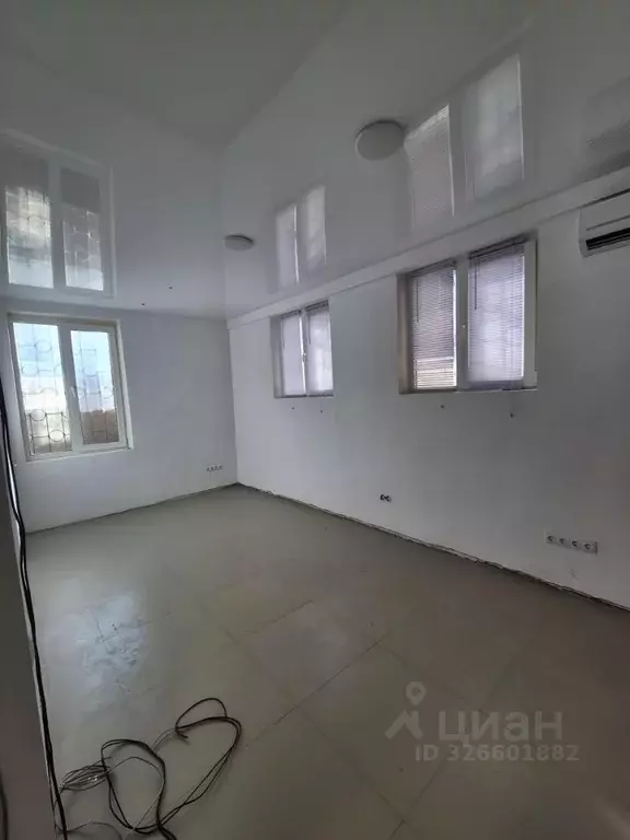 Офис в Севастополь ул. Александра Маринеско, 21А (35 м) - Фото 1