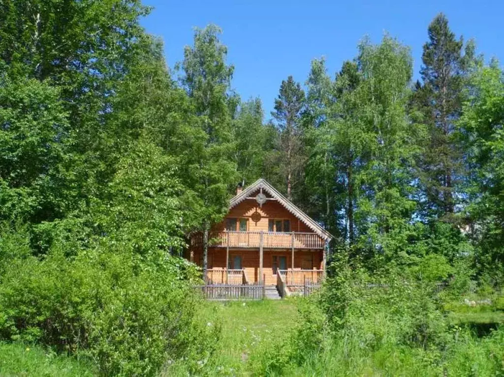 Дом в Иркутская область, Слюдянский район, пос. Утулик Снежная ул., 2 ... - Фото 1