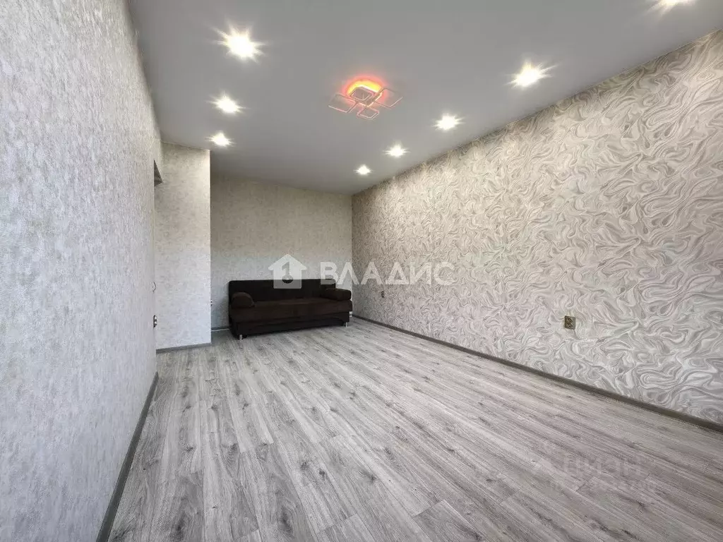 1-к кв. Бурятия, Улан-Удэ ул. Москалева, 2 (32.8 м) - Фото 1