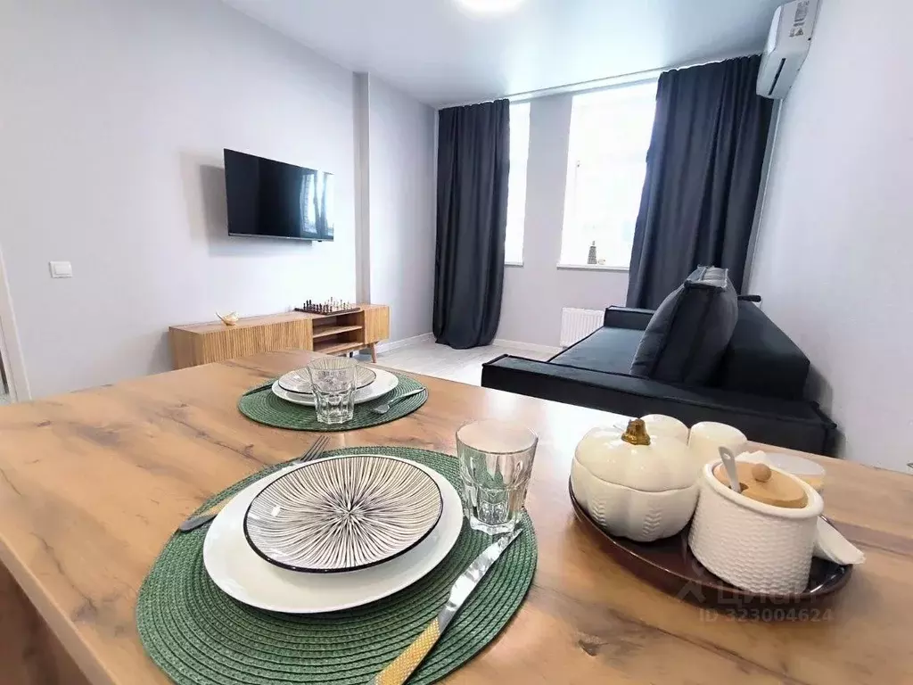 1-к кв. Тюменская область, Тюмень ул. Тимофея Чаркова, 87 (39.0 м) - Фото 2