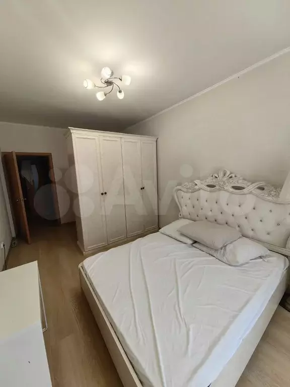 3-к. квартира, 100 м, 4/19 эт. - Фото 0