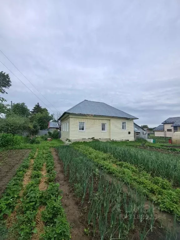 Дом в Марий Эл, Медведевский район, Шойбулакское с/пос, пос. ... - Фото 1