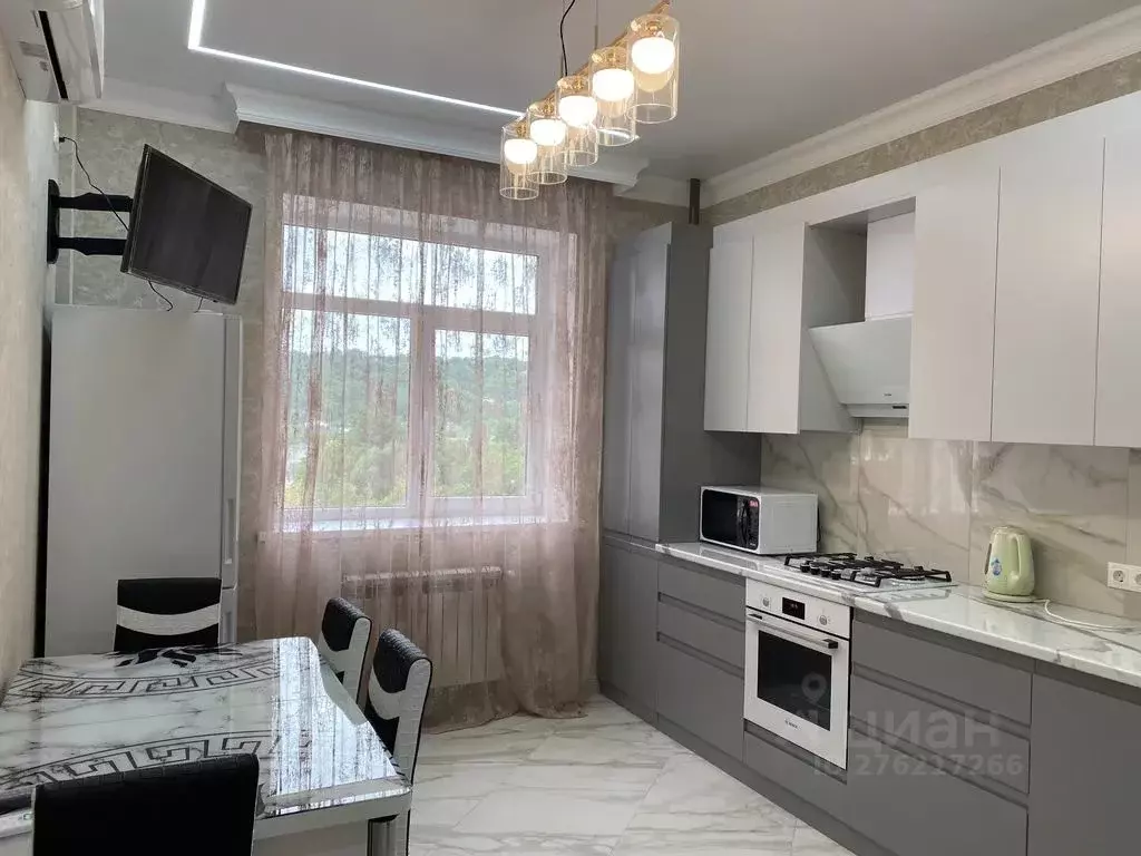 2-к кв. Ставропольский край, Пятигорск ул. Пестова, 3 (80.0 м) - Фото 0