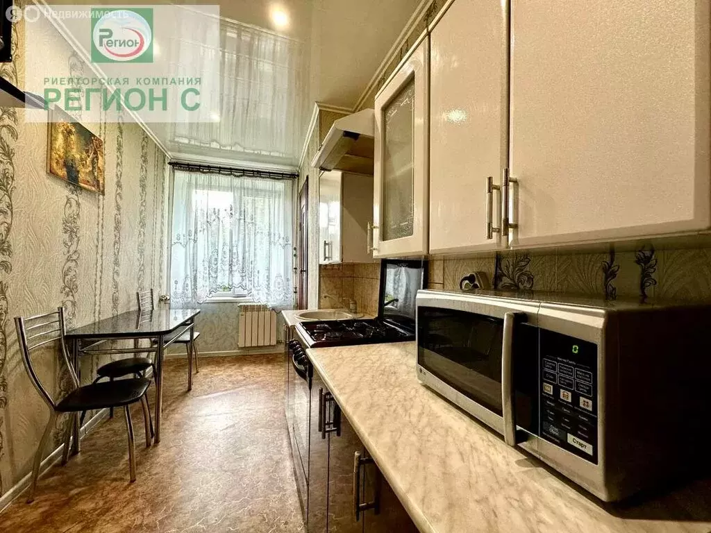 3-комнатная квартира: Архангельск, исторический район Соломбала, улица ... - Фото 0