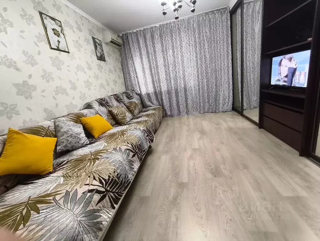 2-к кв. Волгоградская область, Волгоград ул. Пархоменко, 43Б (55.0 м) - Фото 1