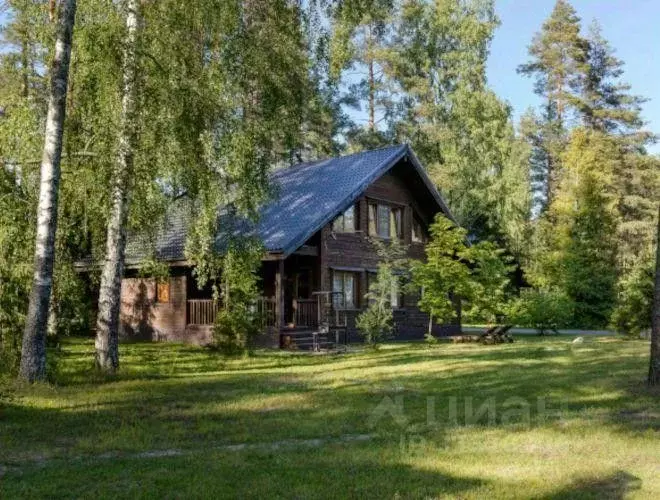 Дом в Ленинградская область, Выборгский район, Рощино пгт ул. ... - Фото 0