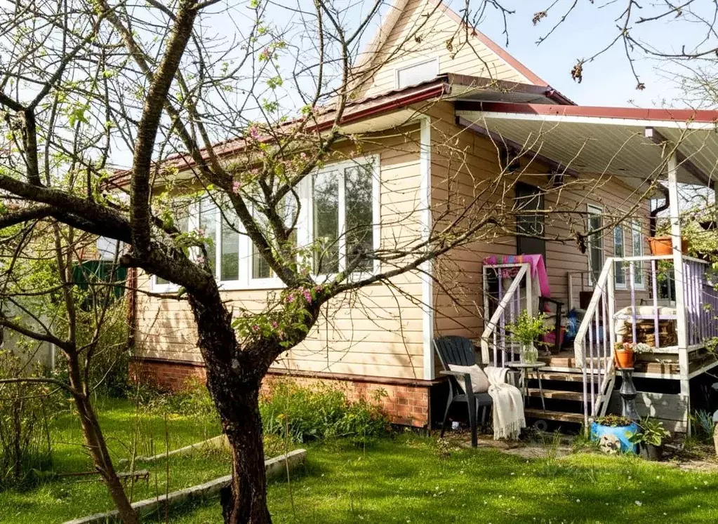 Дом в Калужская область, Тарусский муниципальный округ, Волковское ... - Фото 2